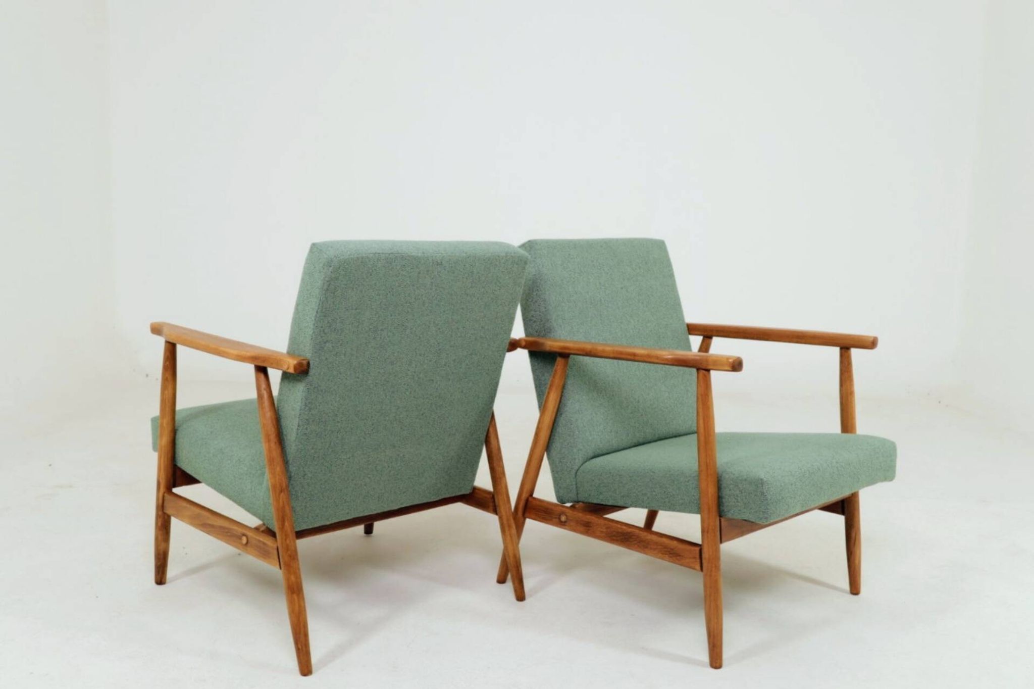 Pair of vintage long chairs mint green bouclé 1970