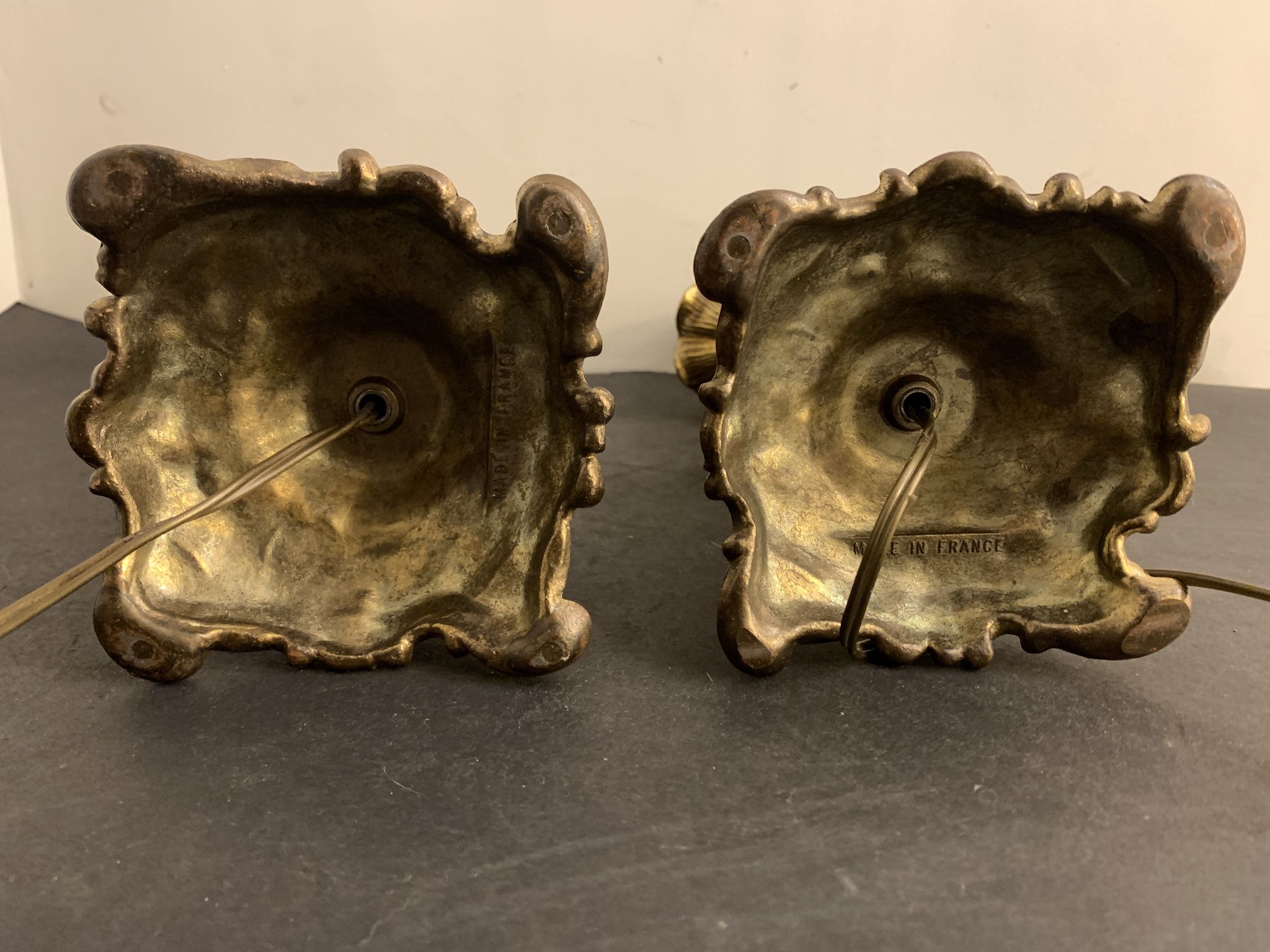 Pair of legs of bronze lamps rocaille style