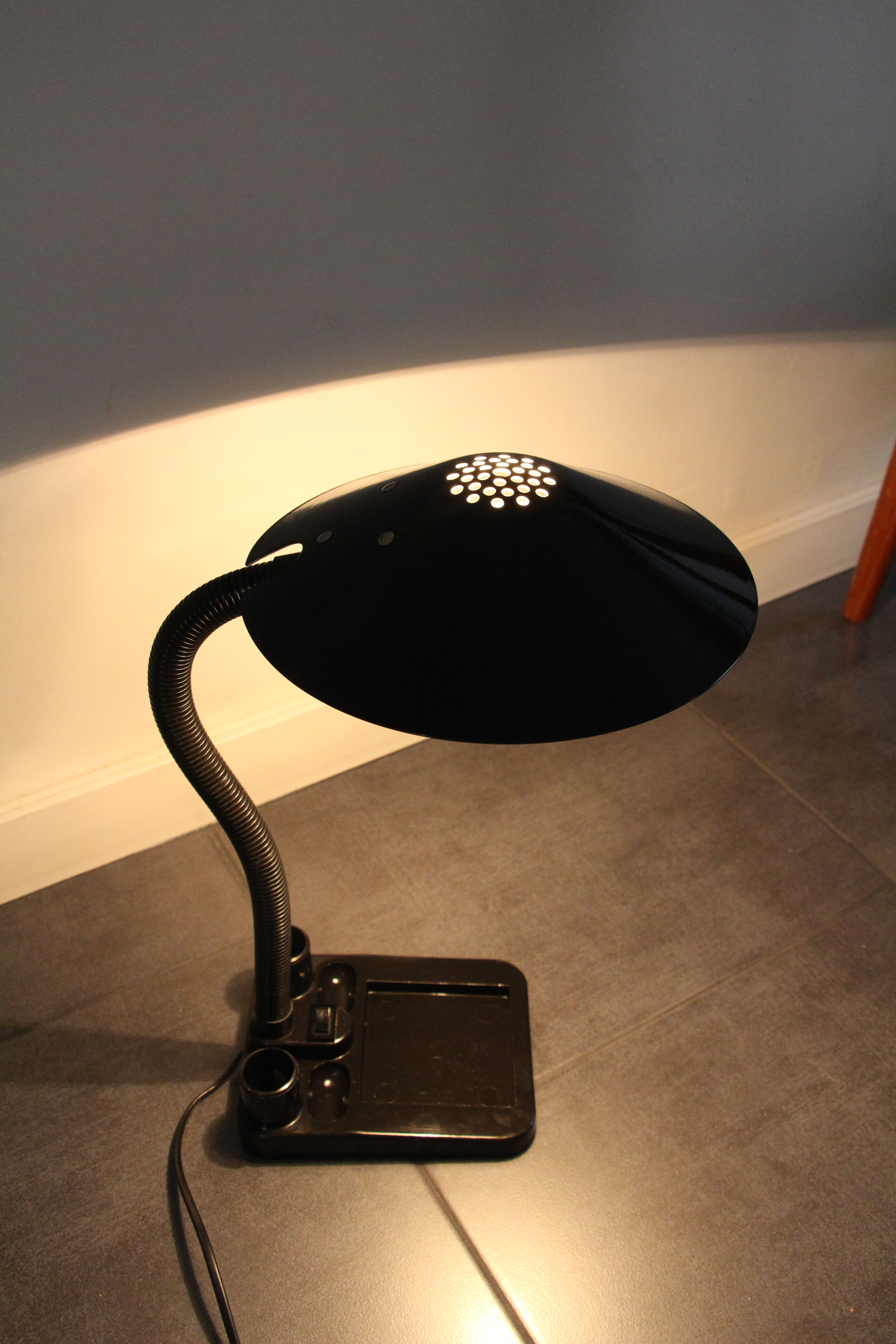 Black Aluminor desk lamp 80's