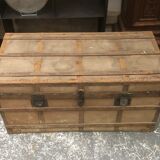 Travel trunk in wood, metal and canvas chest