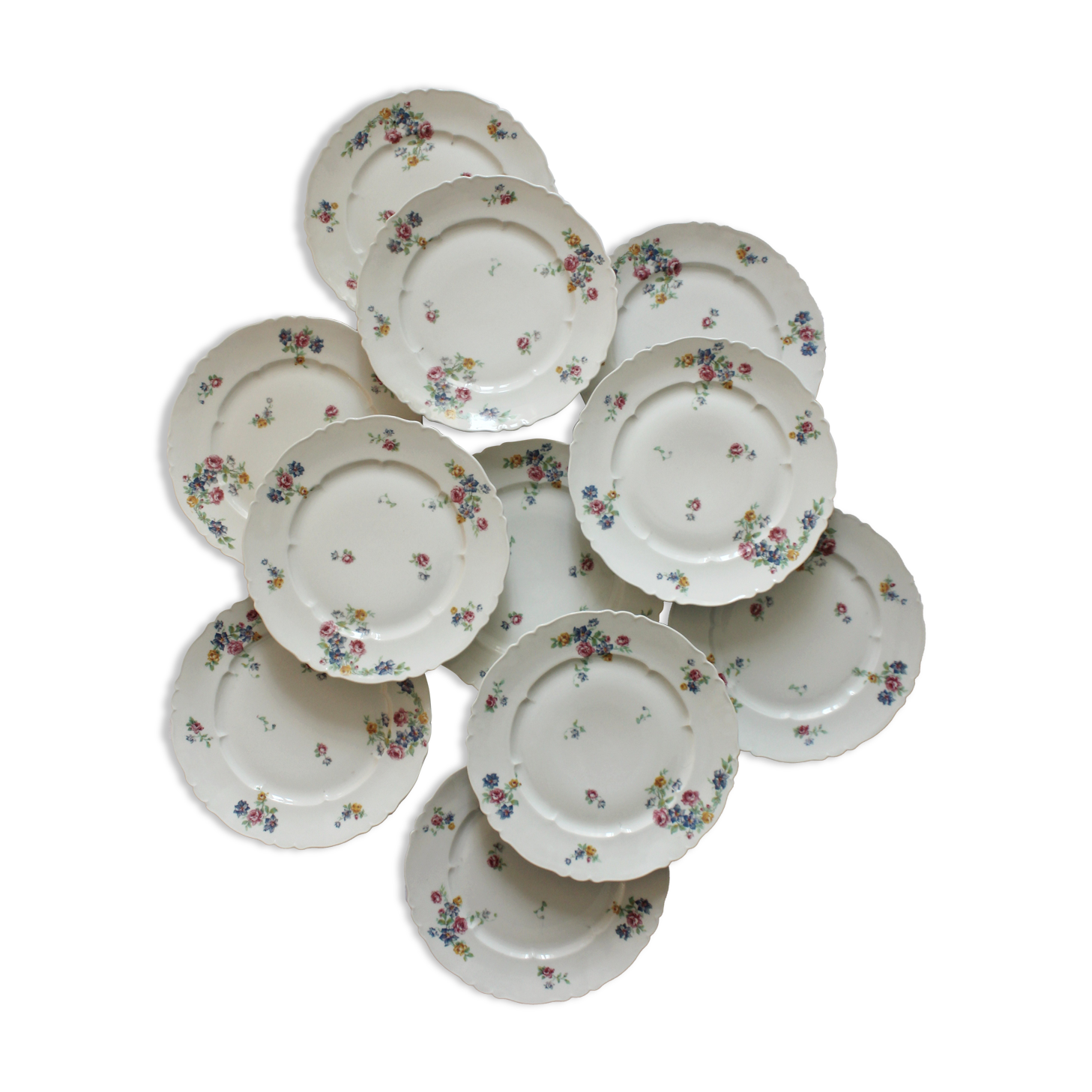 10 assiettes plates vintage fleuries en porcelaine Haviland