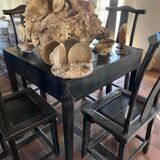 Table carrée ancienne bois laqué