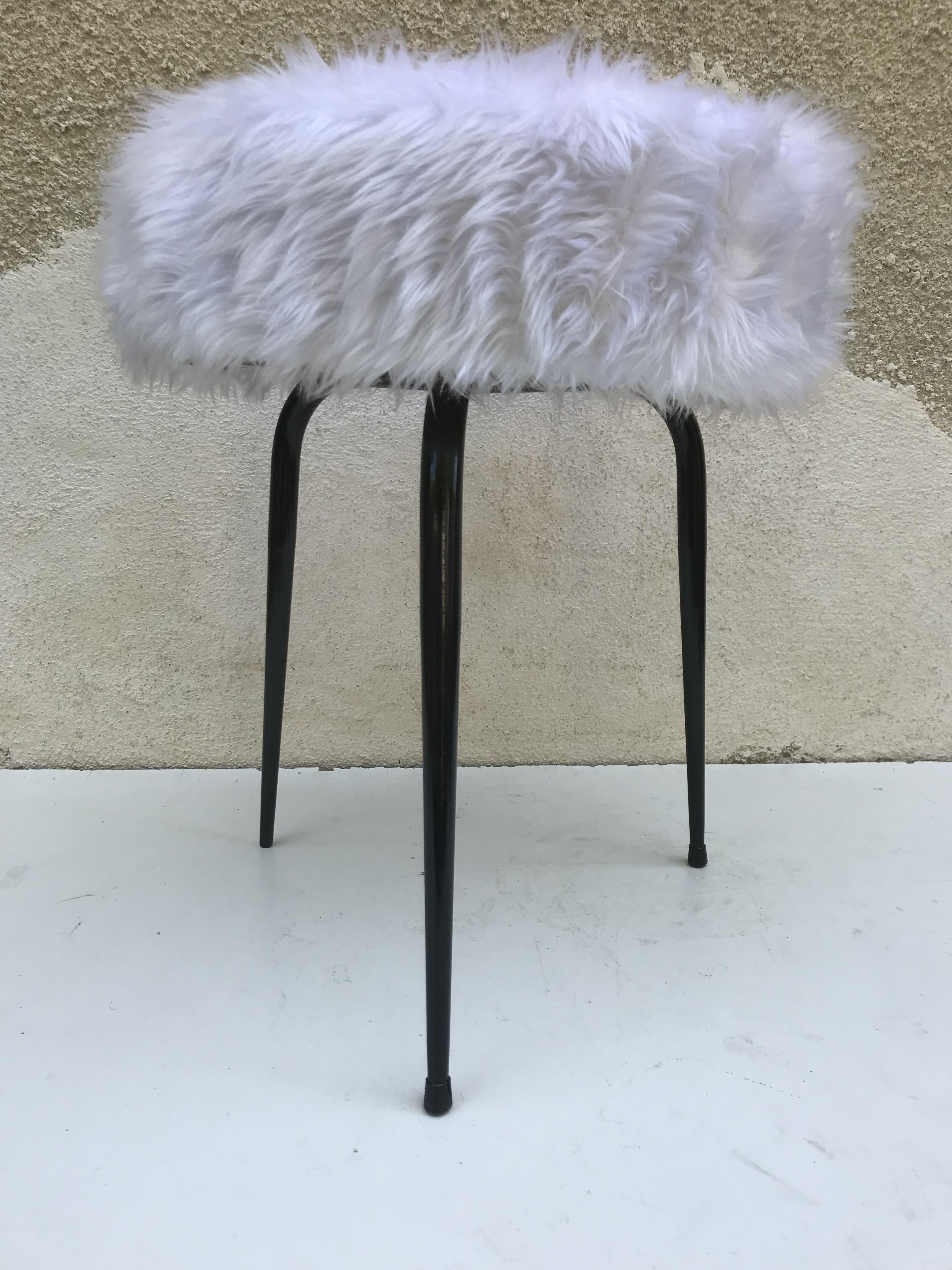 Ottoman old style Limouss rug white feet black Vintage Metal compass