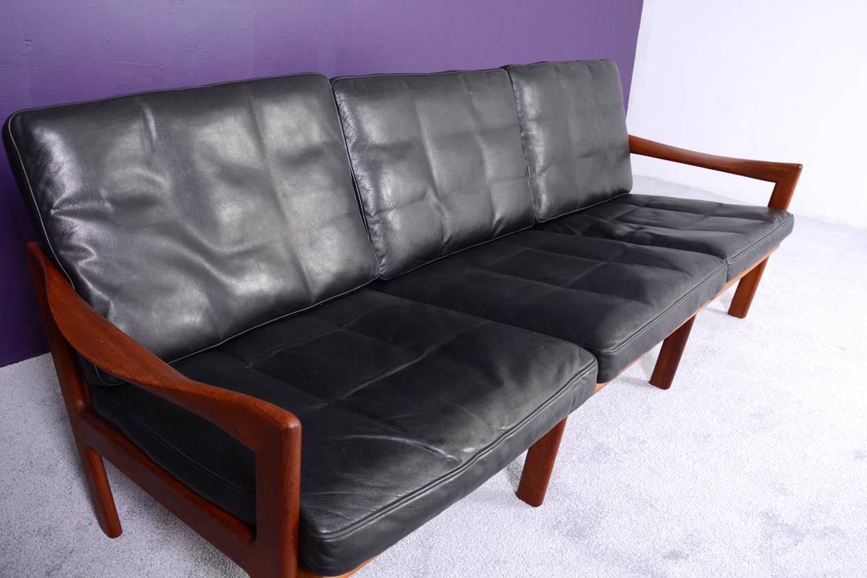 3 seater sofa by Niels Eilersen Skodburg for Illum Wikkelso Denmark 1960's.