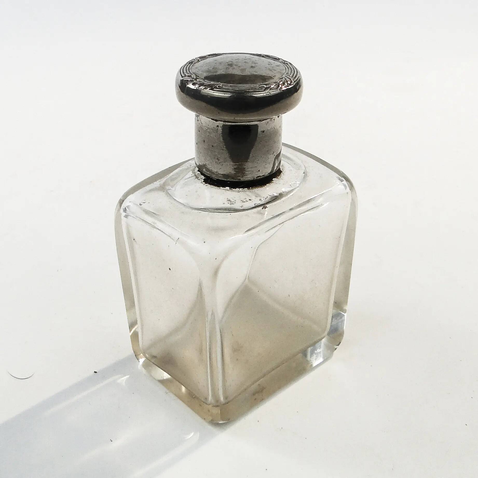 Art Deco hip flask, crystal, France, 1930s