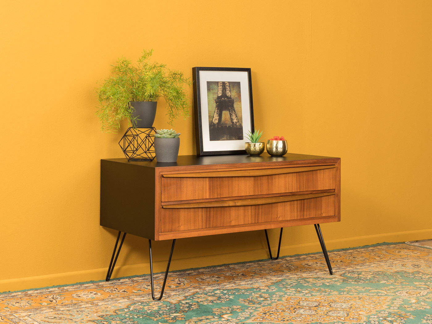 Chest of drawers from the 1960s