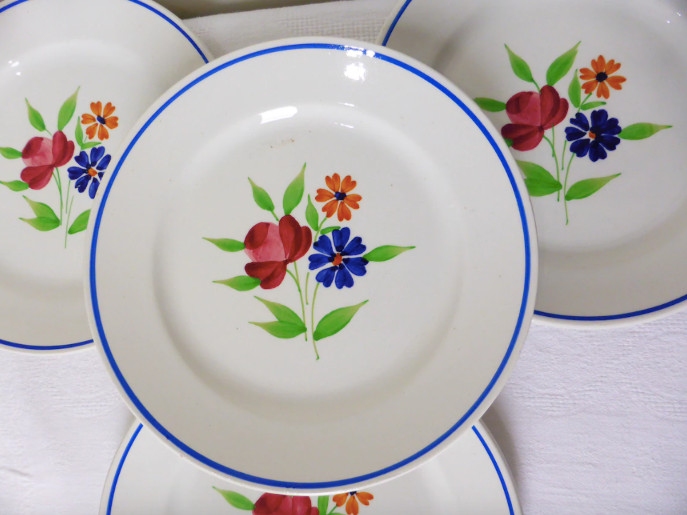 Set of 4 vintage dessert plates from the Badonviller porcelain factory
