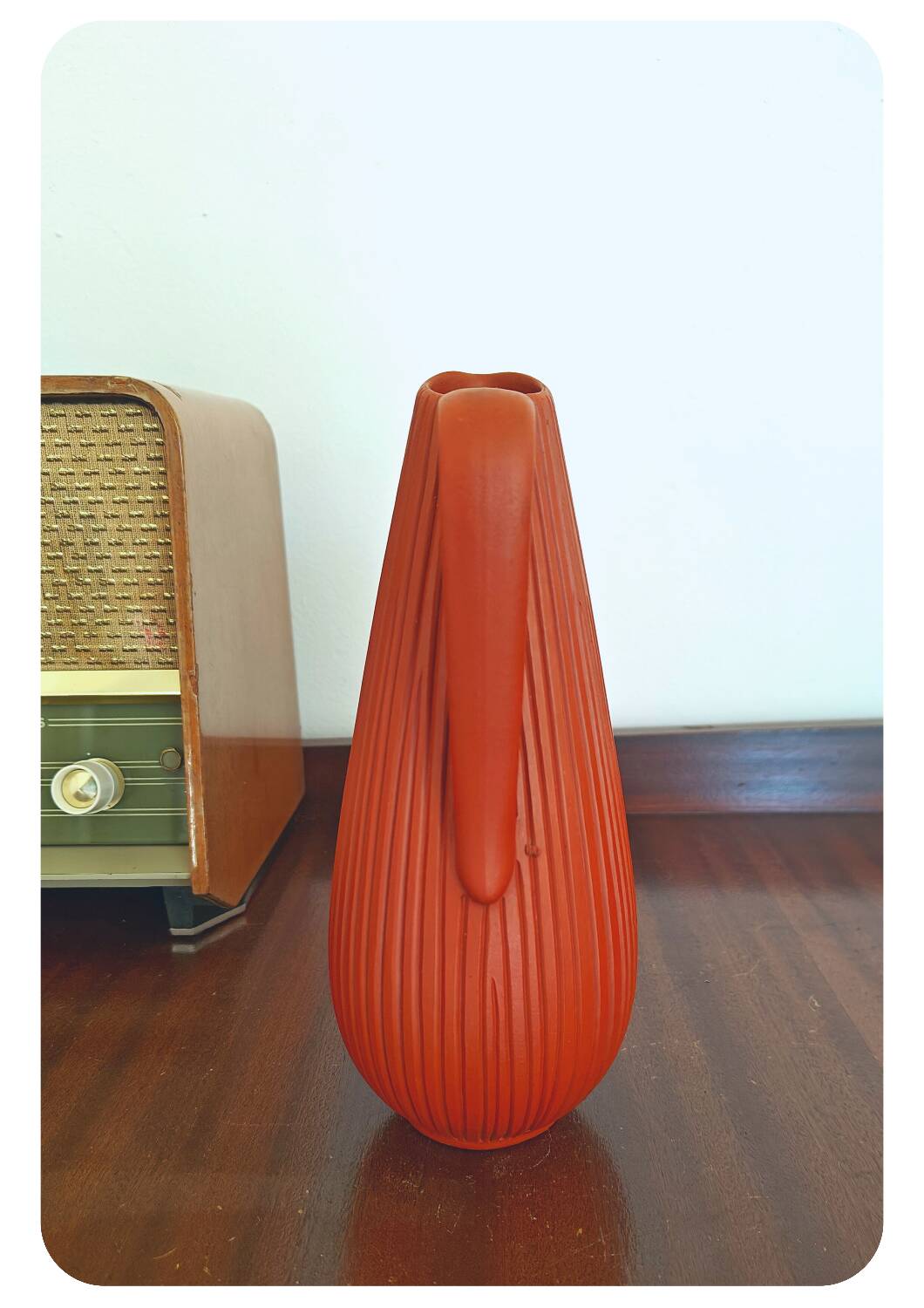 Carafe en terre cuite des années 1970