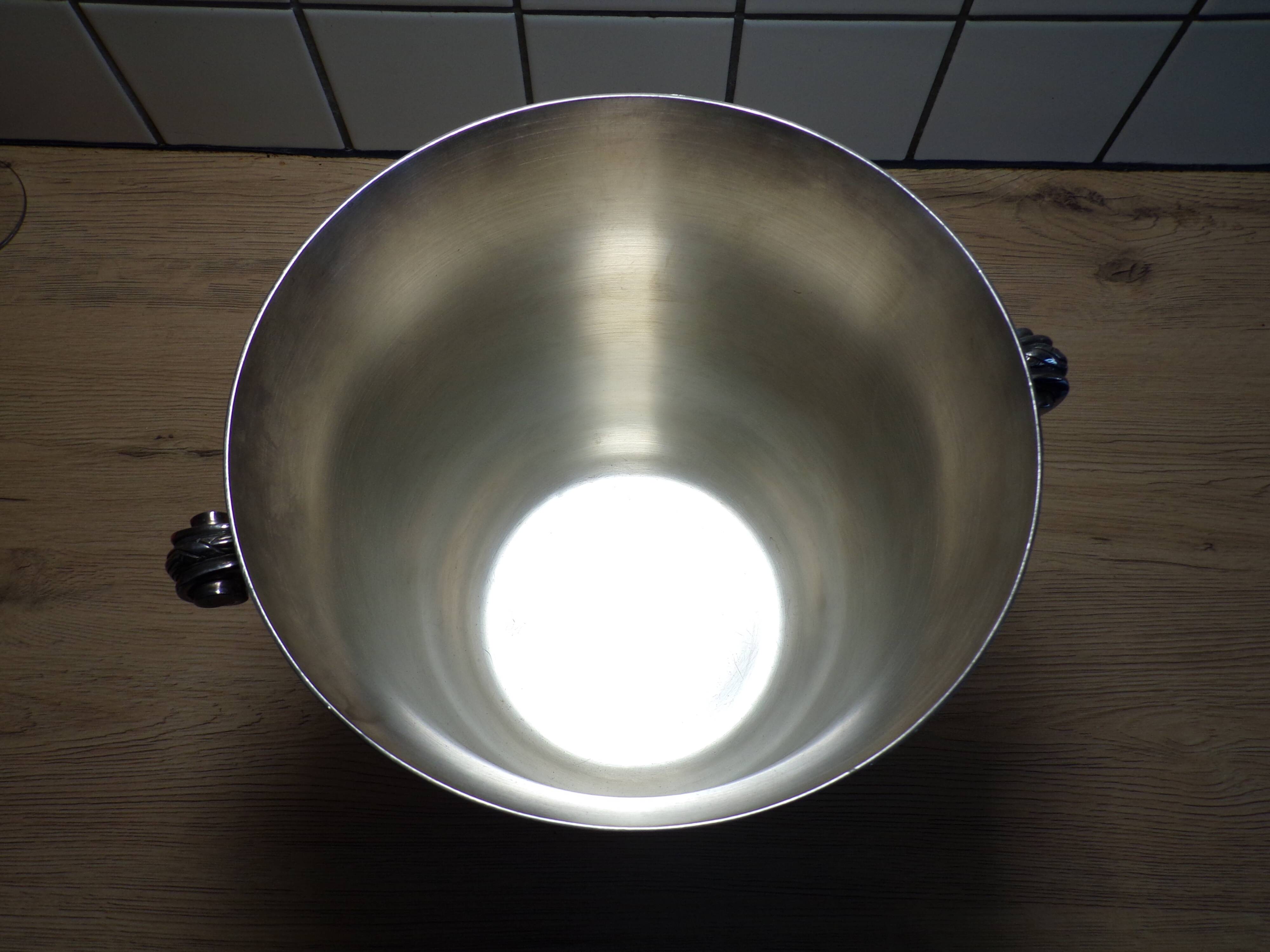 Ercuis champagne bucket in silver metal