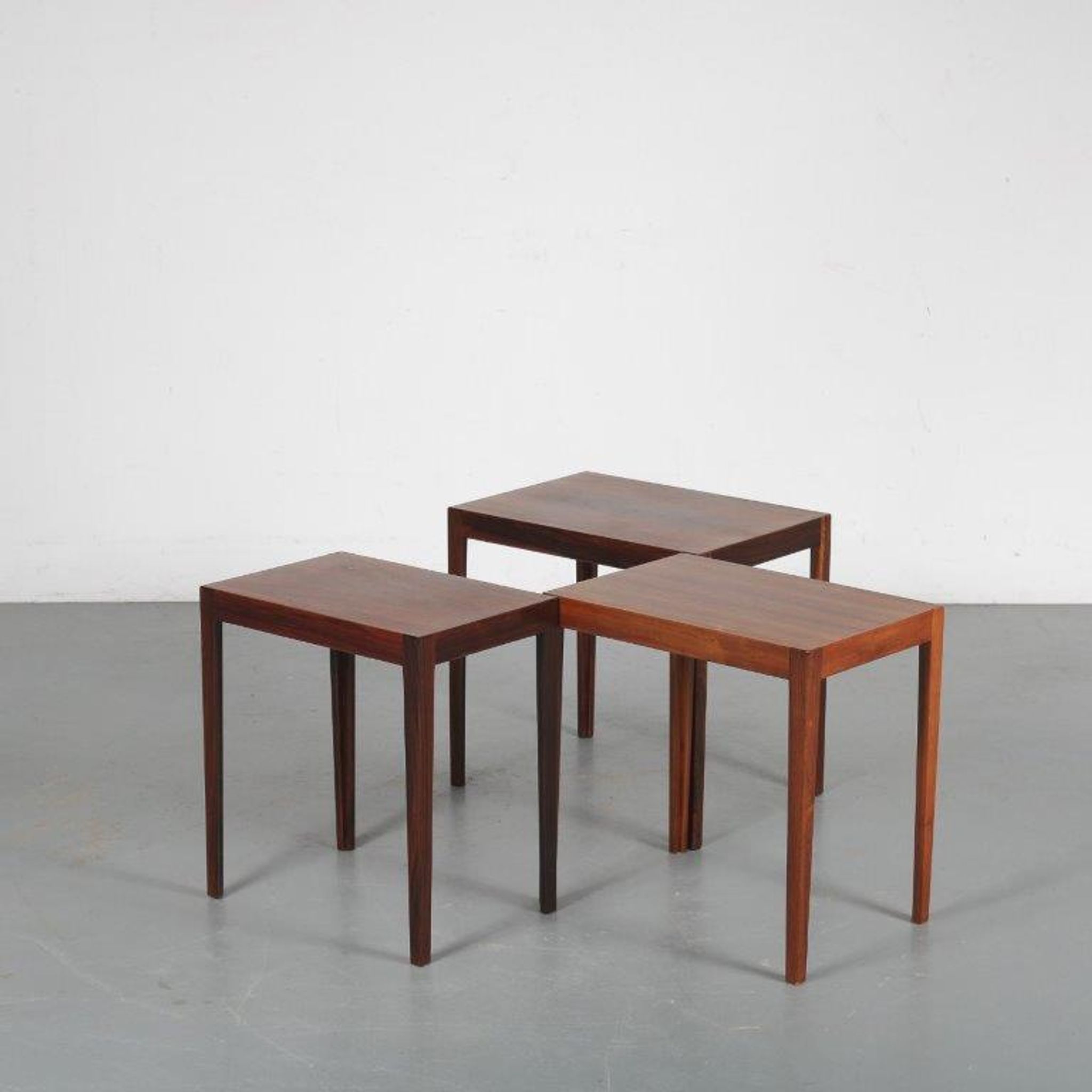 Tables gigognes de Svenn Eske Kristensen pour Pontoppidan, Danemark 1960