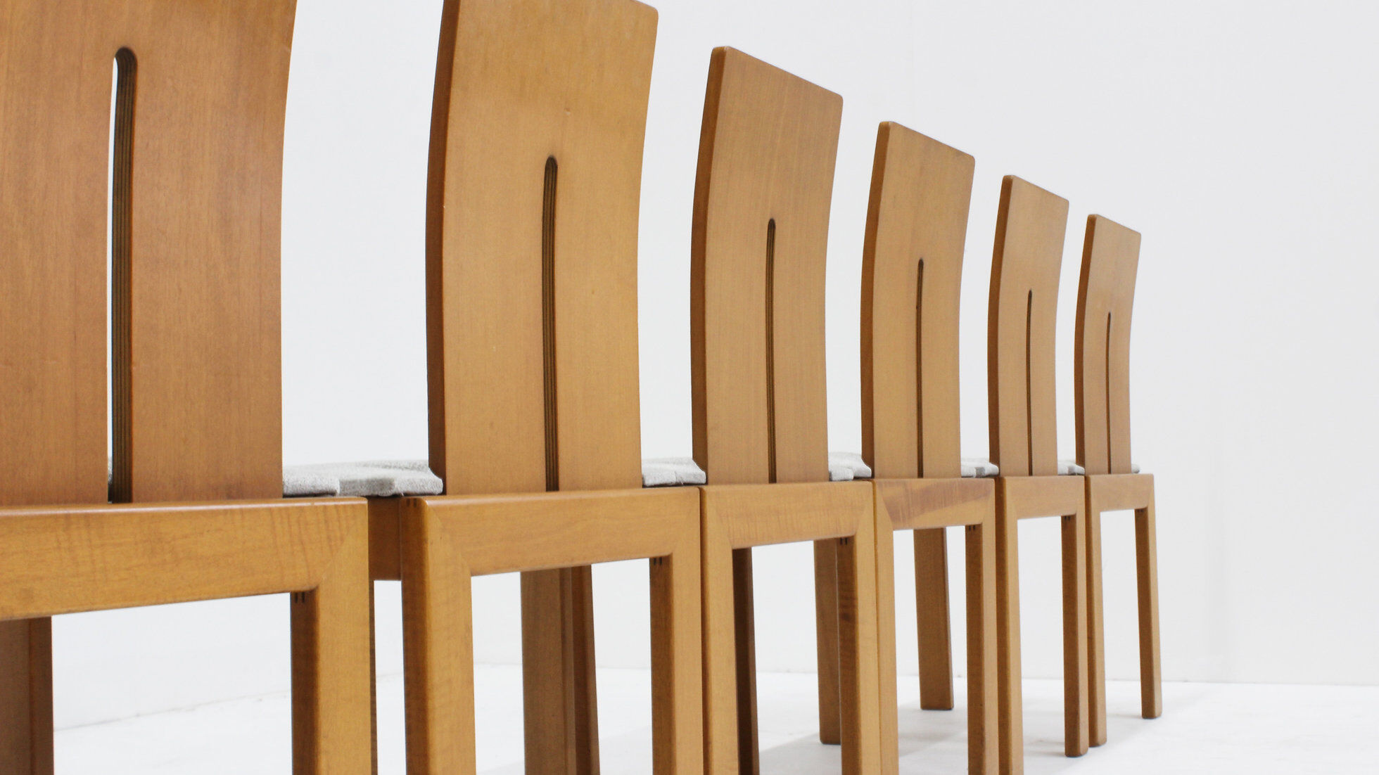 Vintage Italian dining room chairs set of 8
