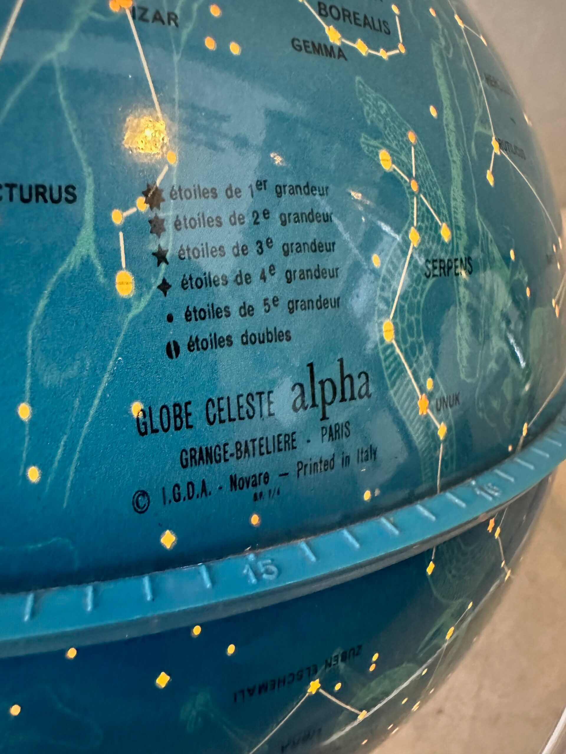 Globe céleste vintage – Alpha