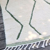 Magnificent Berber carpet Béni Ouarain green and white with diamonds and braided border