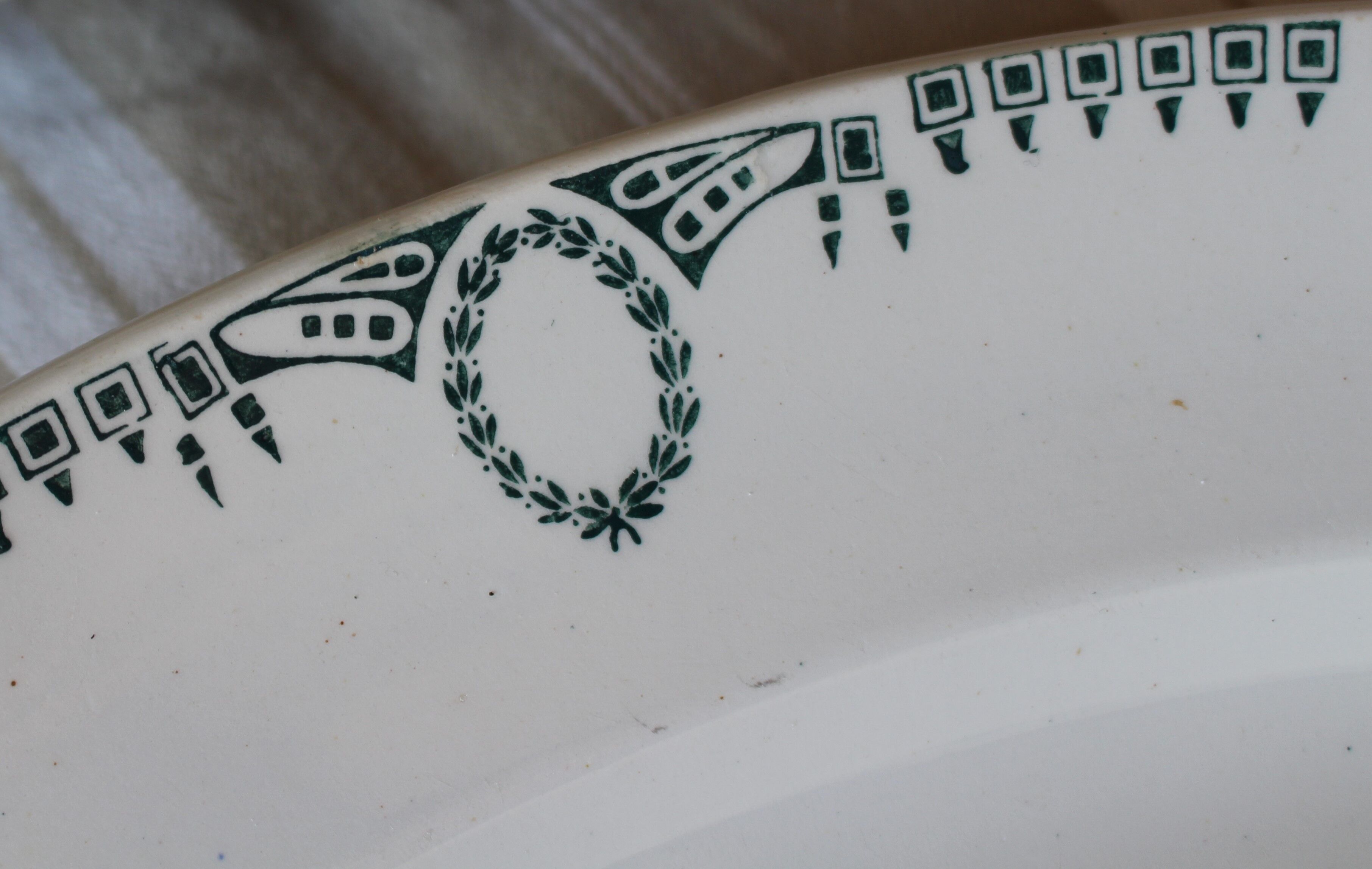 Plat oval Terre de Fer, Saint Amand