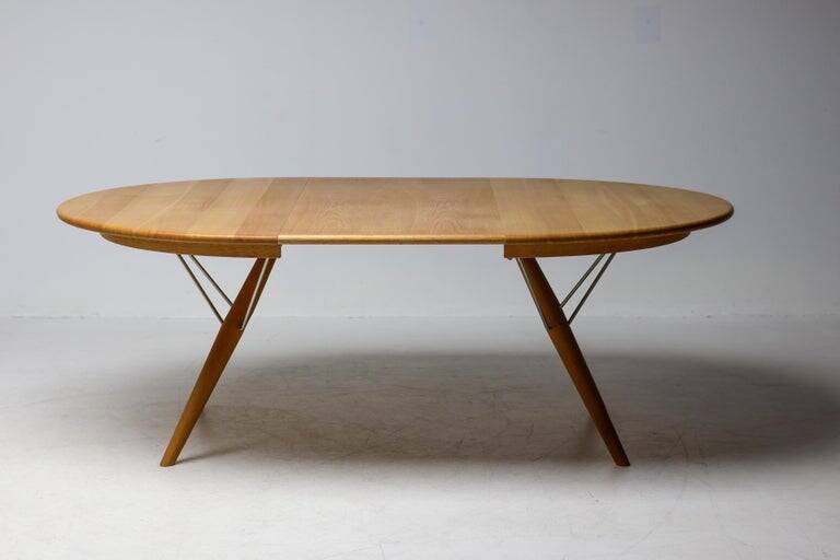 Table à manger extensible PP75 de Hans J. Wegner en chêne