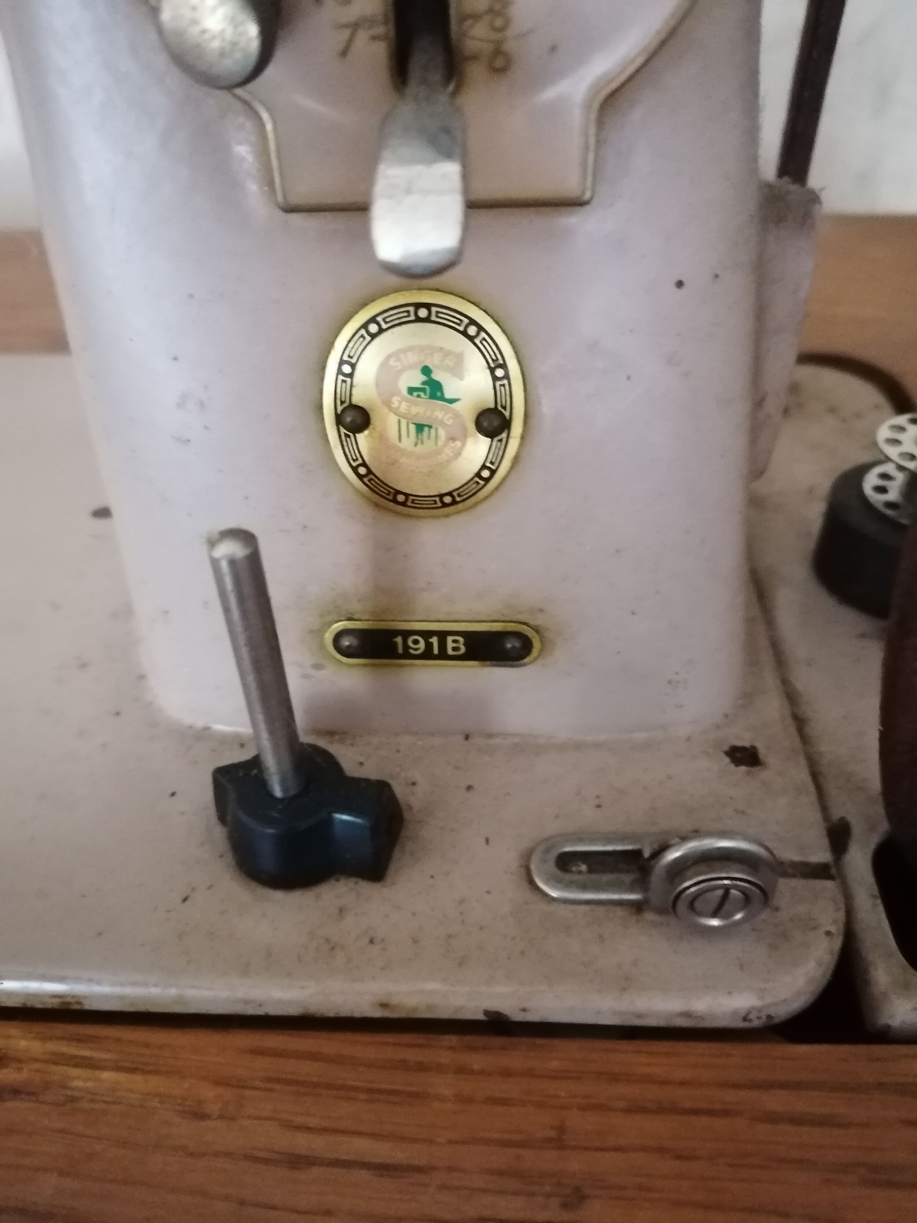 Singer 191 B sewing machine in his furniture
