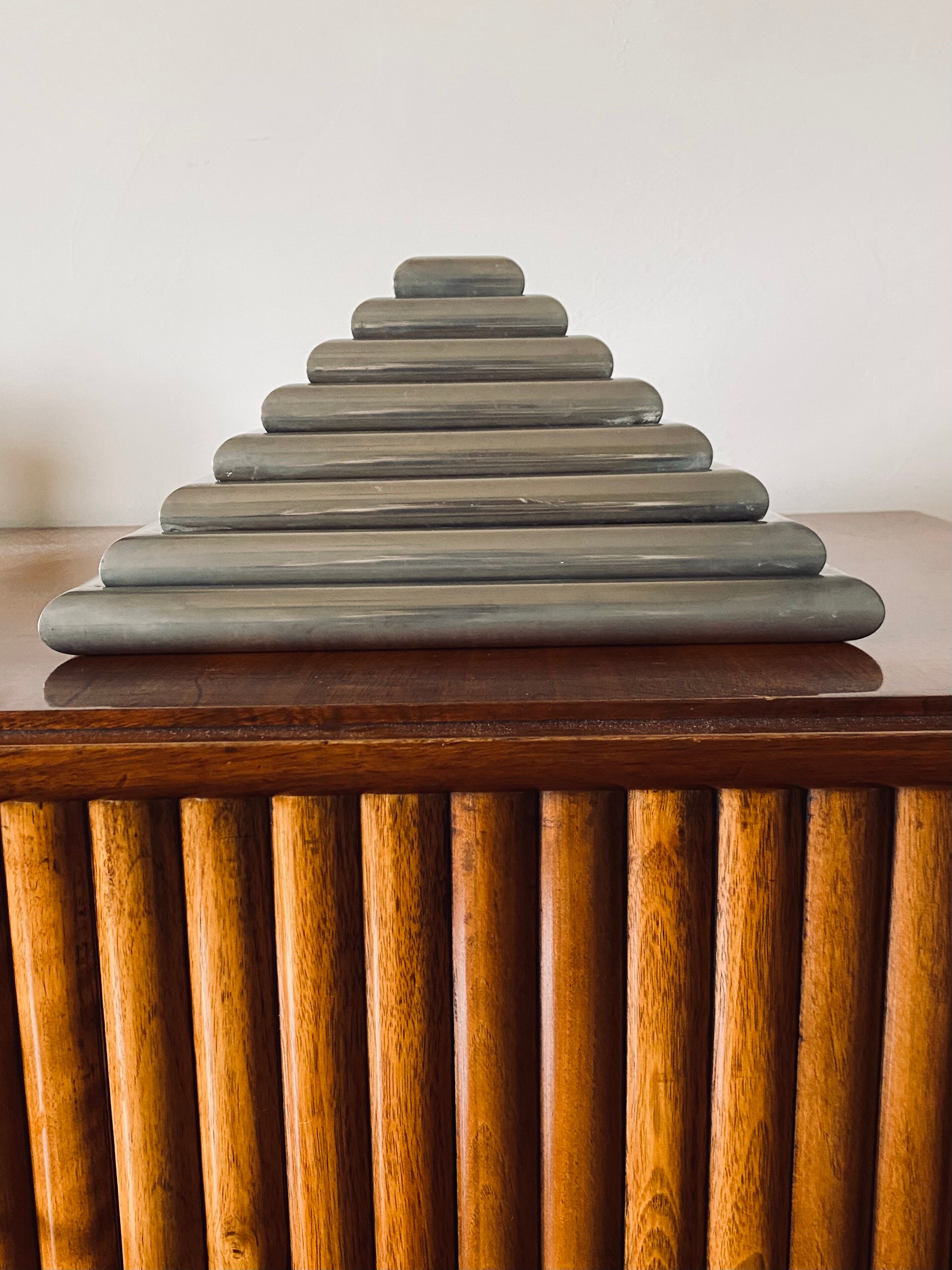 Ziggurat-shaped stacked trays / vide poche sculpture, Italy 1970s