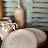 Lot of four sandstone plates