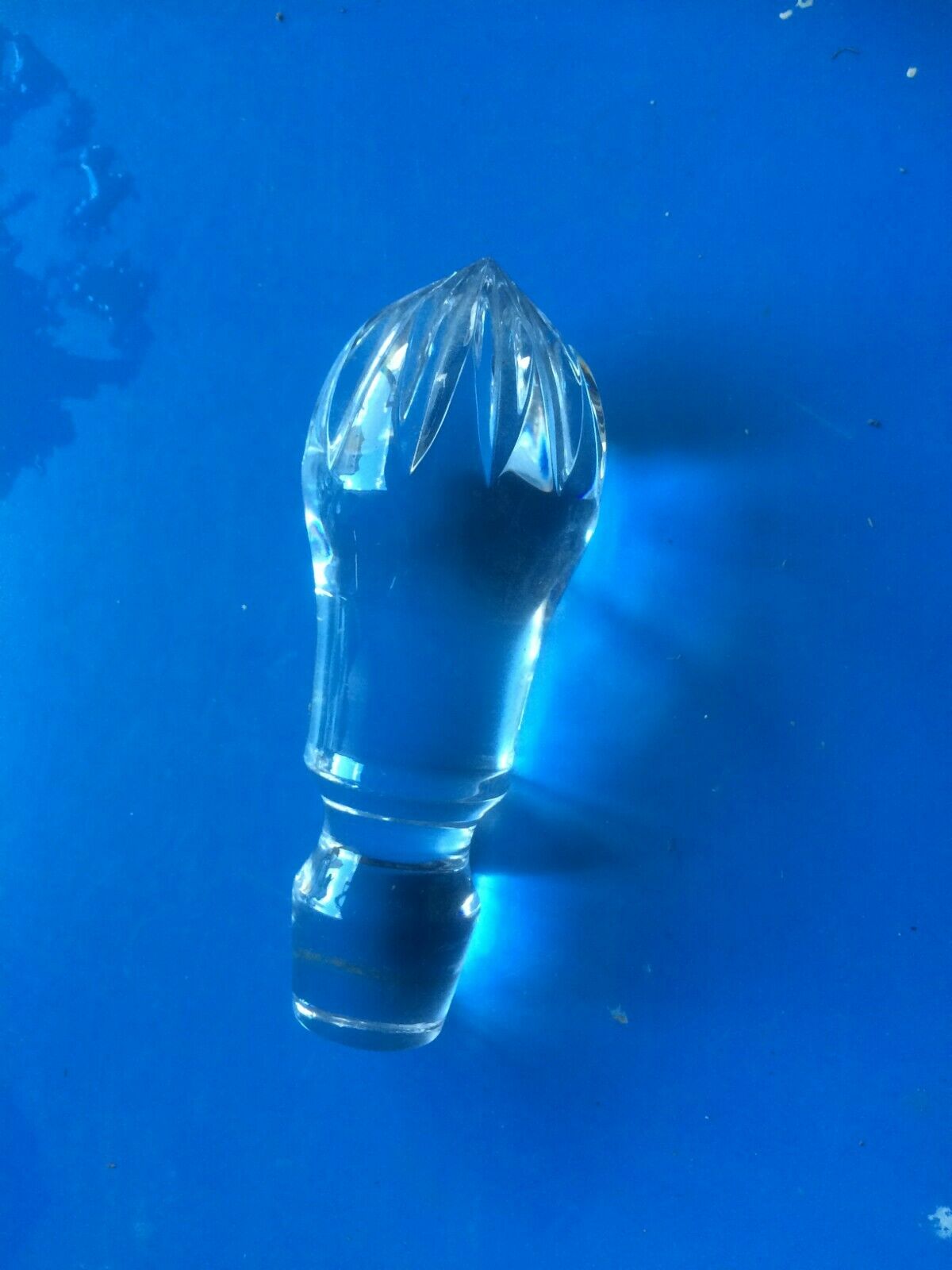 Lot of 2 crystal carafe