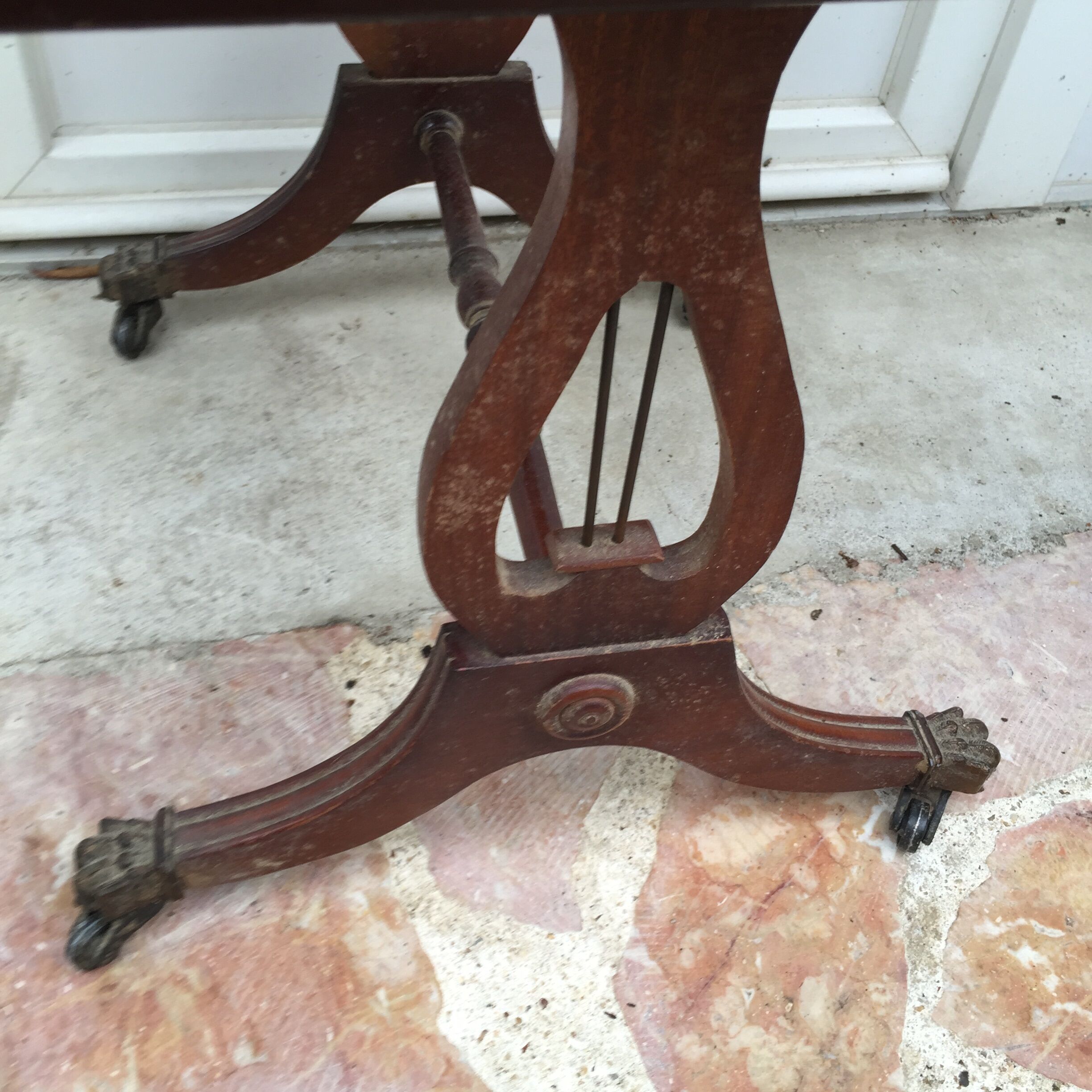 English-style side table