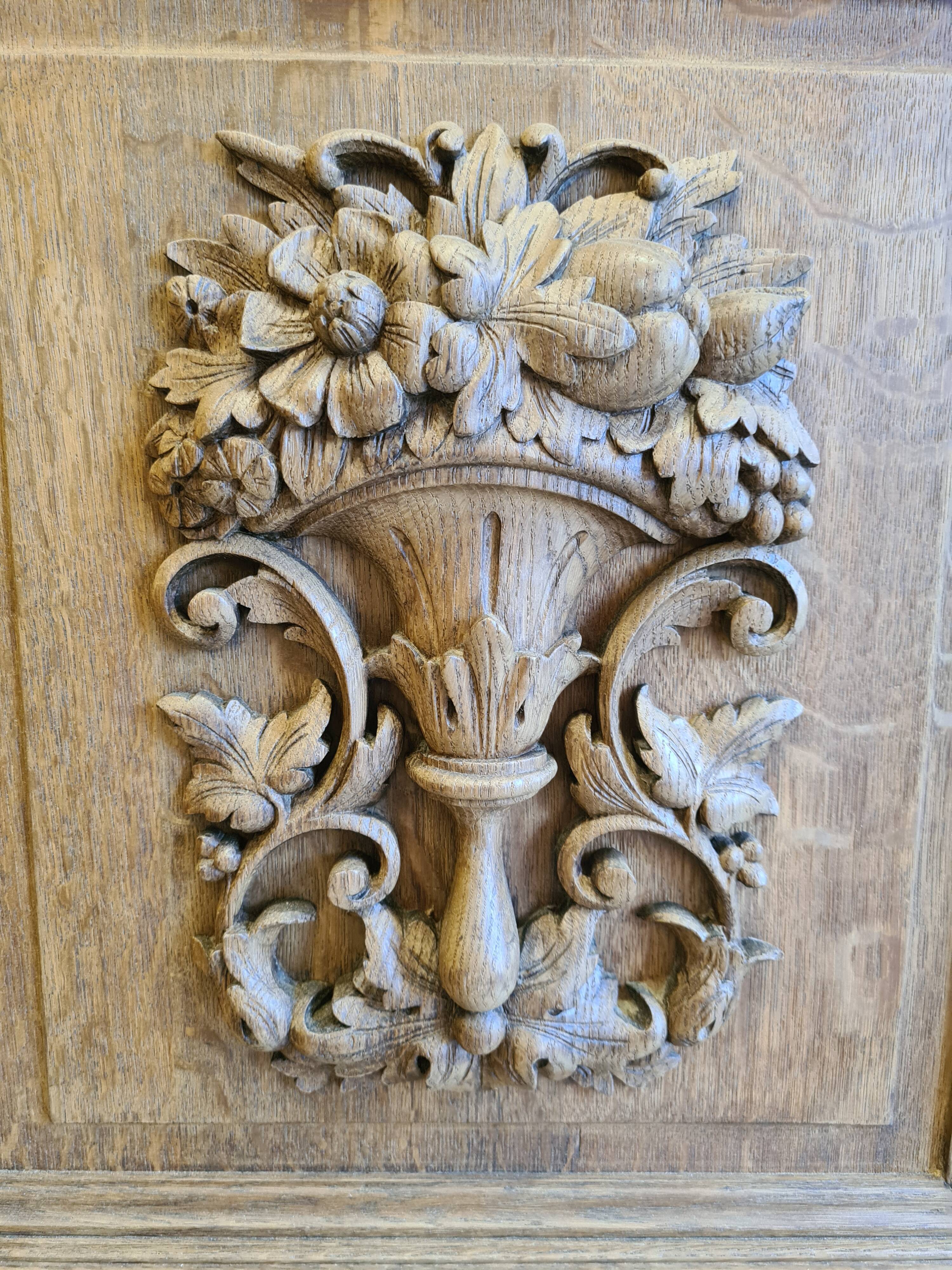 Saint Hubert oak cabinet with sculptures completely renovated