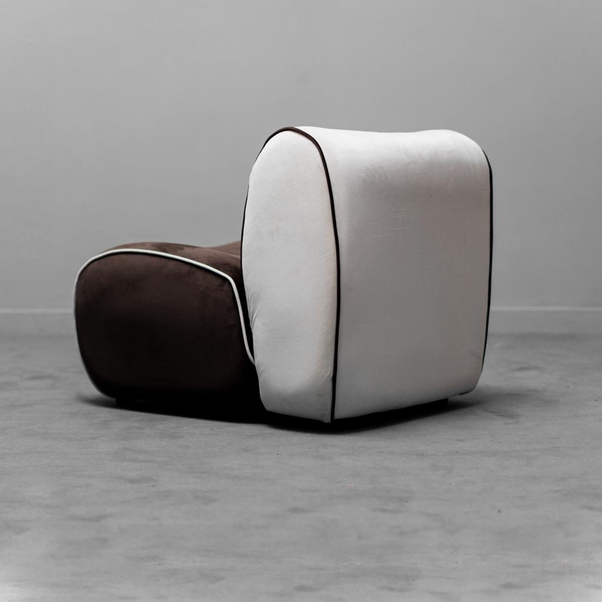 Fauteuil velours 1970
