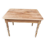 Aero-gummed solid table