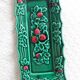 Large rectangular dish in green slipware with a strawberry design – Valla