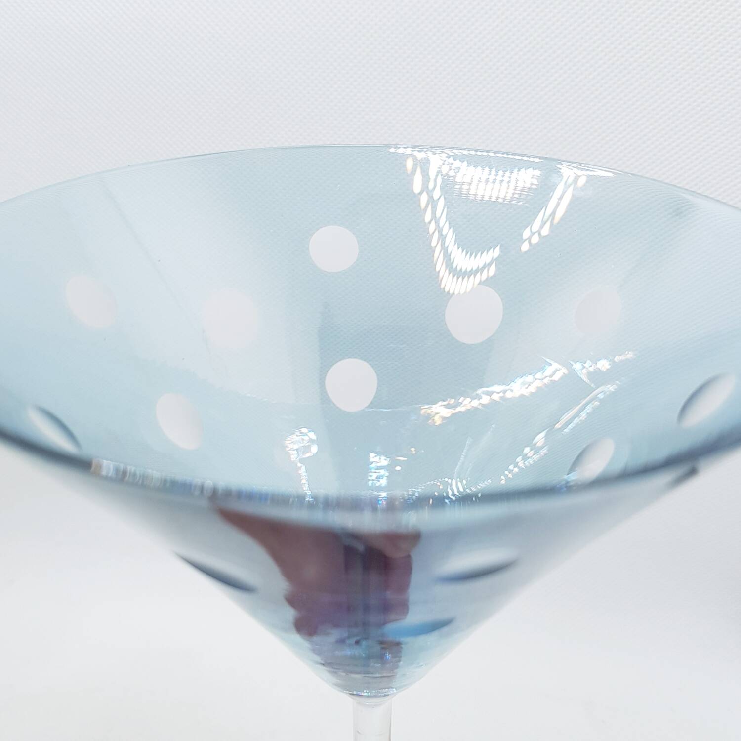 Verres à martini à pois