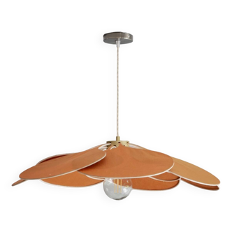 Petals Suspension