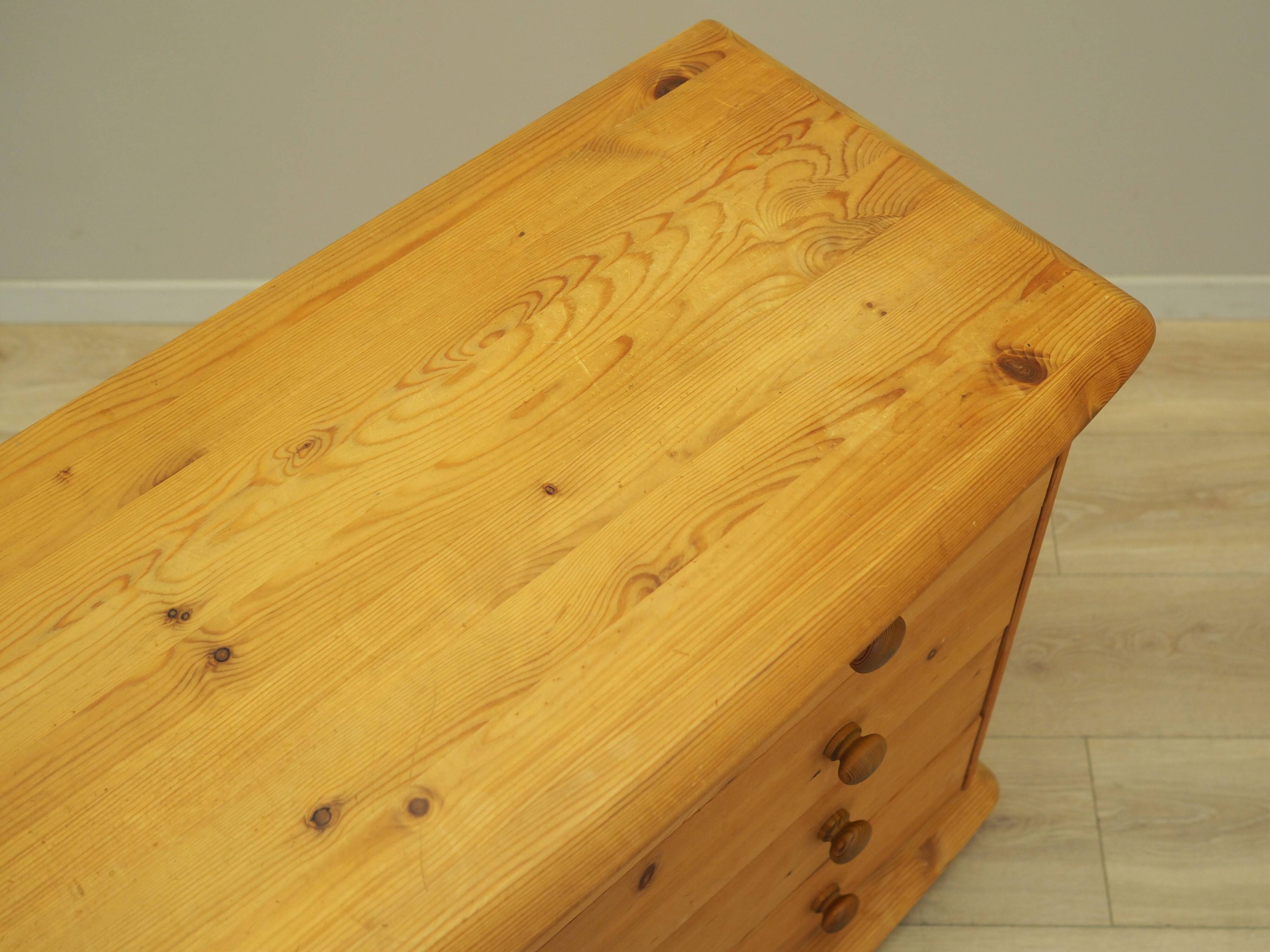Commode en pin, design danois, années 2000, fabrication : Danemark