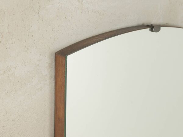 Miroir classique des années 1950 avec éléments en laiton