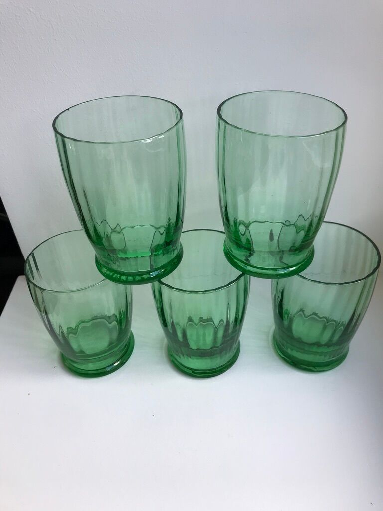 Set of 5 green art deco water glasses 30s-40s