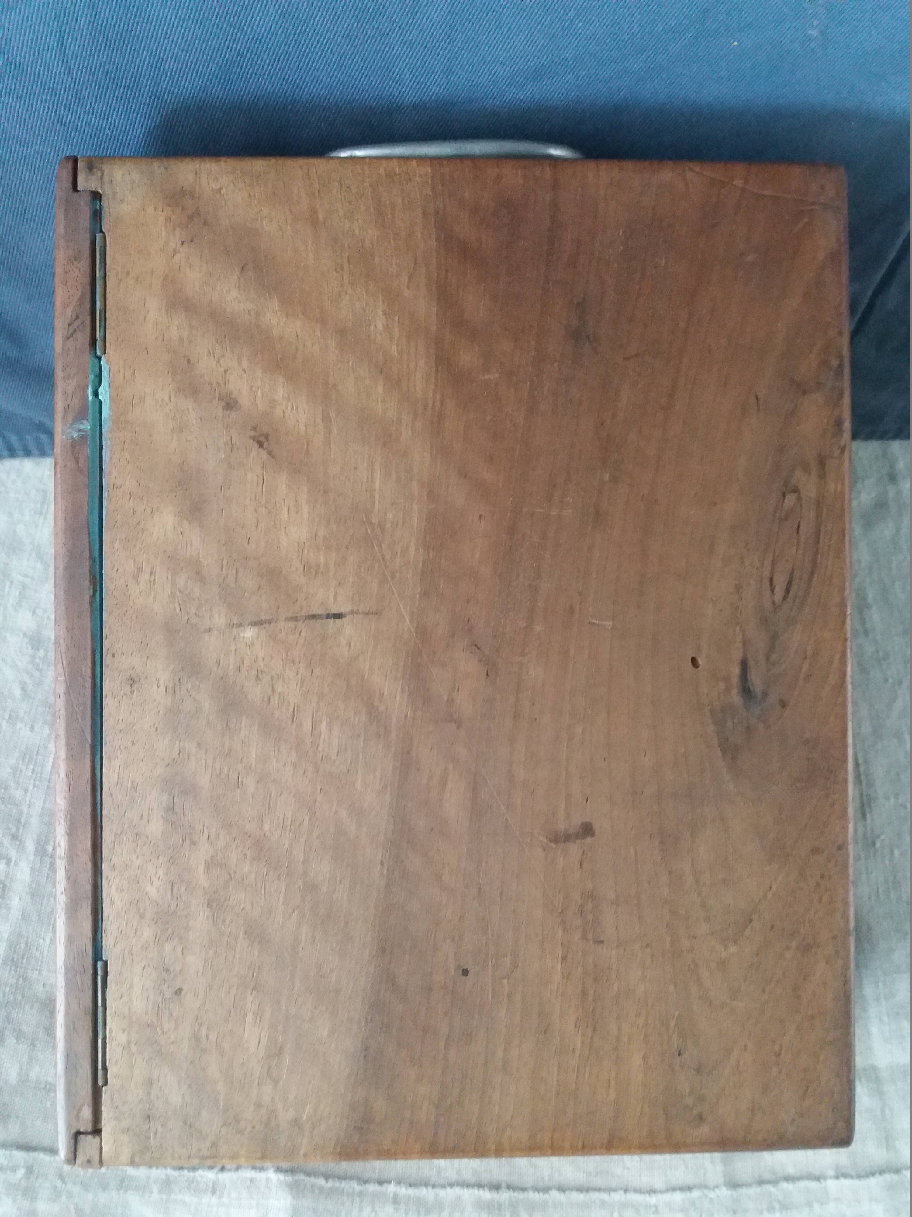 Former painter's malette