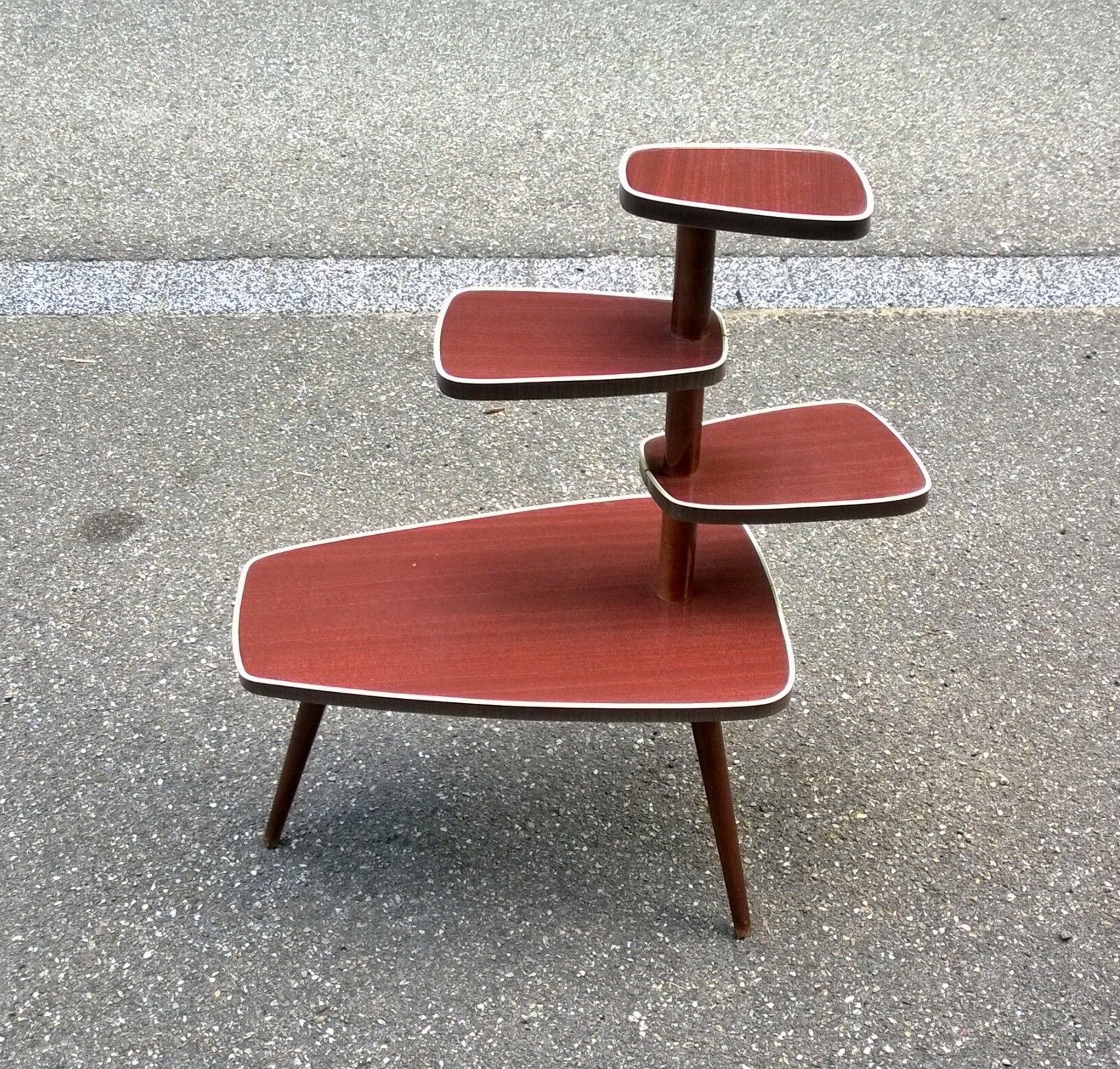 Porte plante formica
