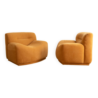 Pair of wavy armchairs - Italy 1970