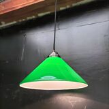 Green opaline cone suspension