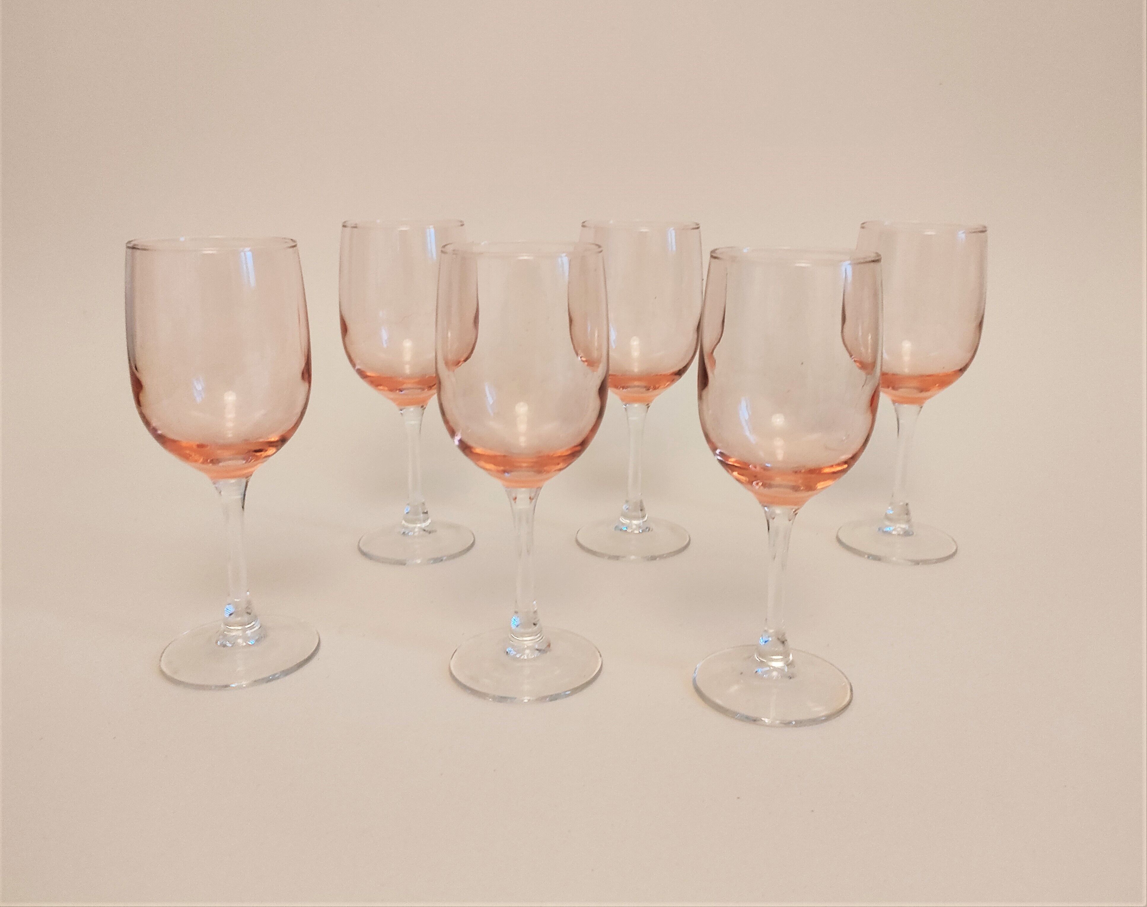 6 glasses on foot luminarc