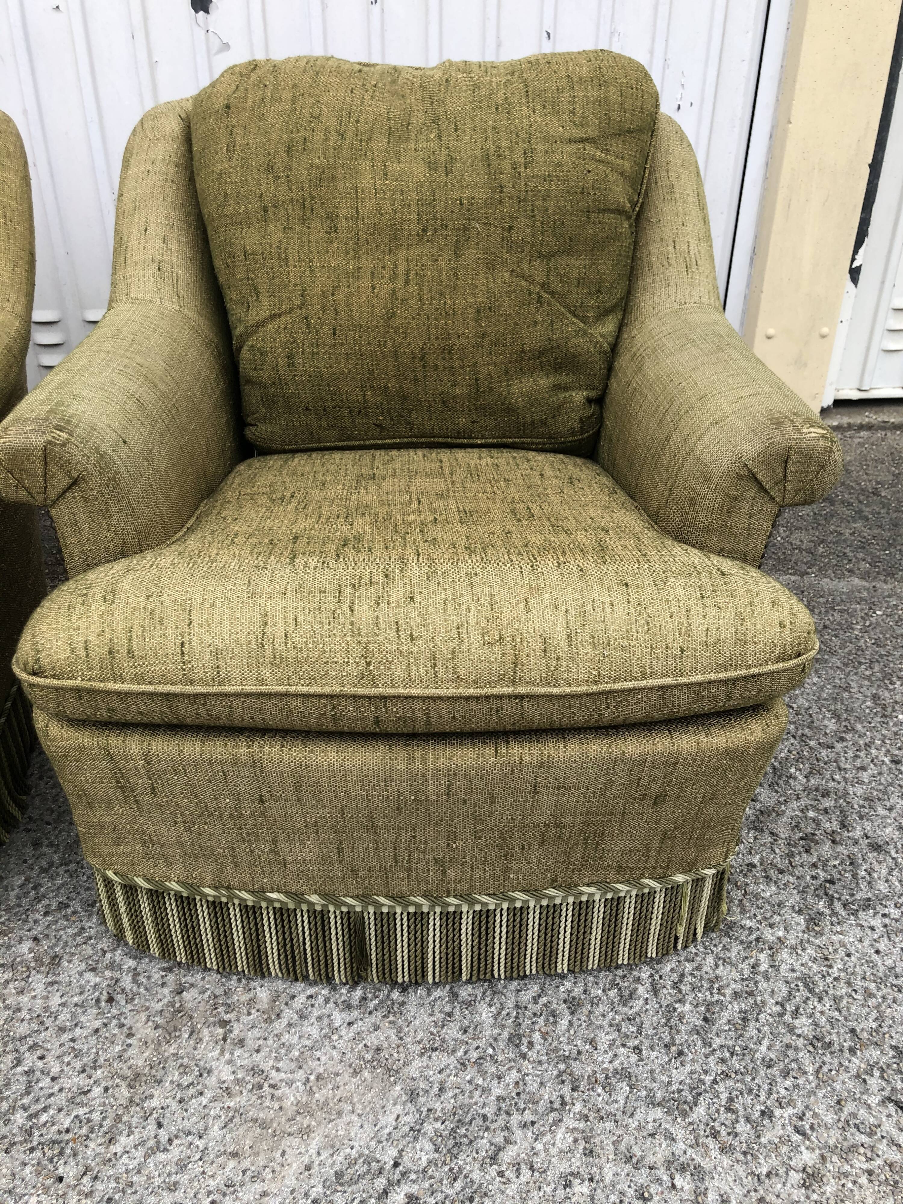 Paire de fauteuils seventies en tweed vert
