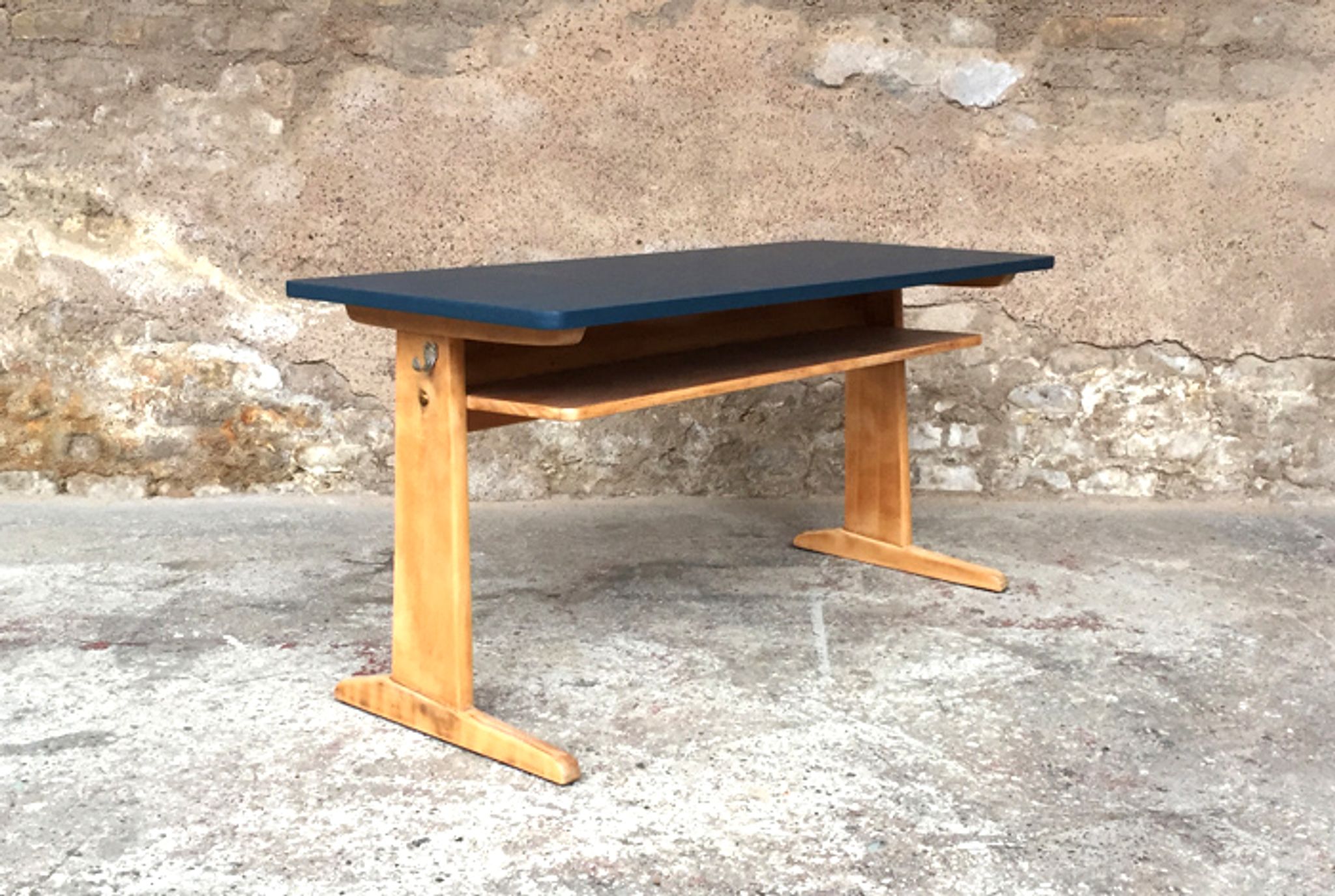 Casala writing desk