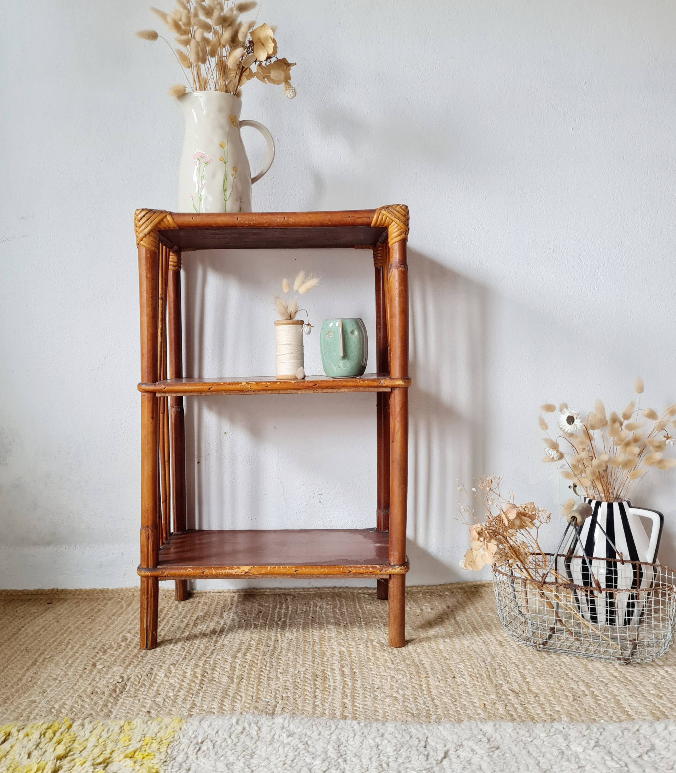 Shelf - rattan wood bookcase with a patina finish.