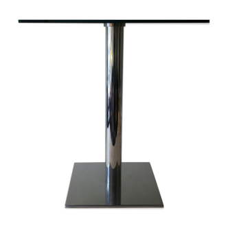 Table basse en verre noir trempé et acier