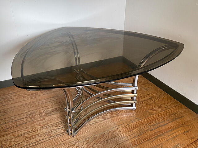 Design dining table 70