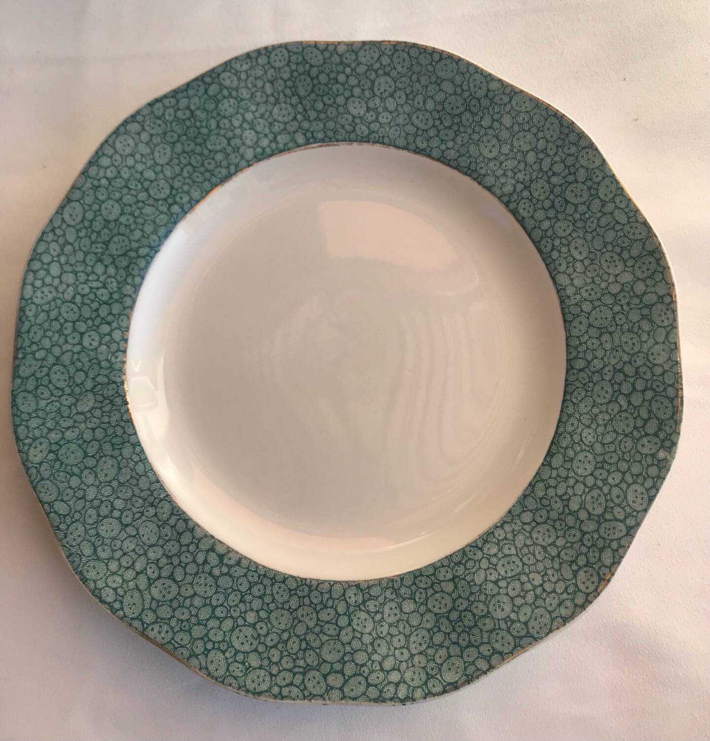 Set of 5 Wedgwood England plates