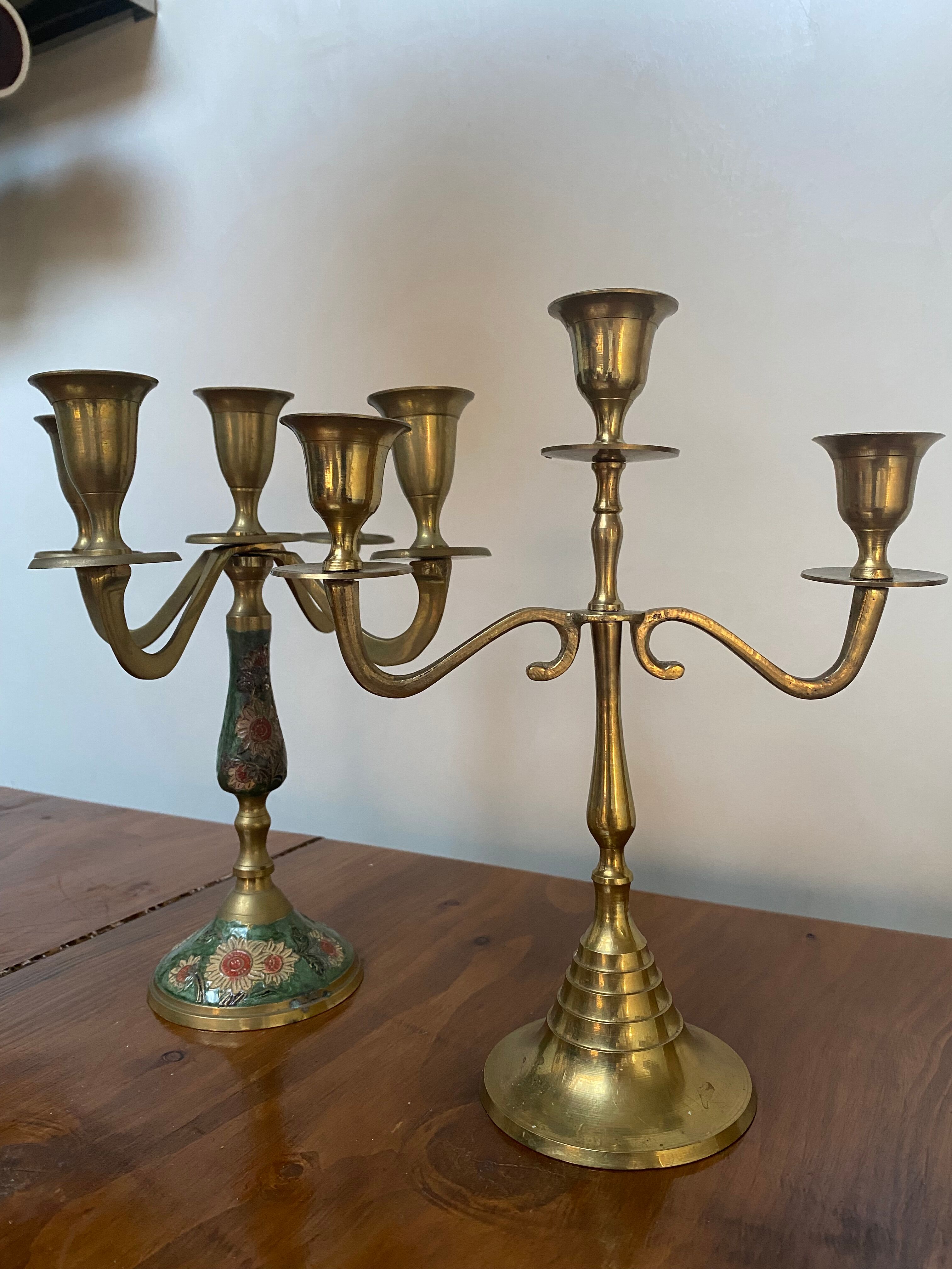 2 bougeoirs