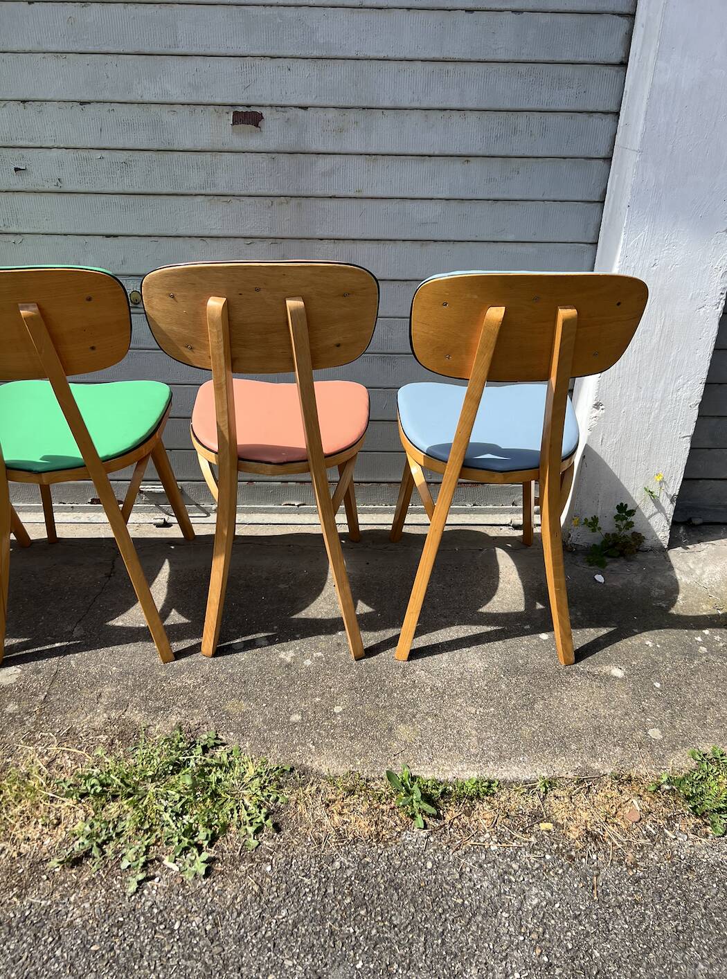 Suite 5 chaises bistrot chêne claire vernis (baumann) pied compas