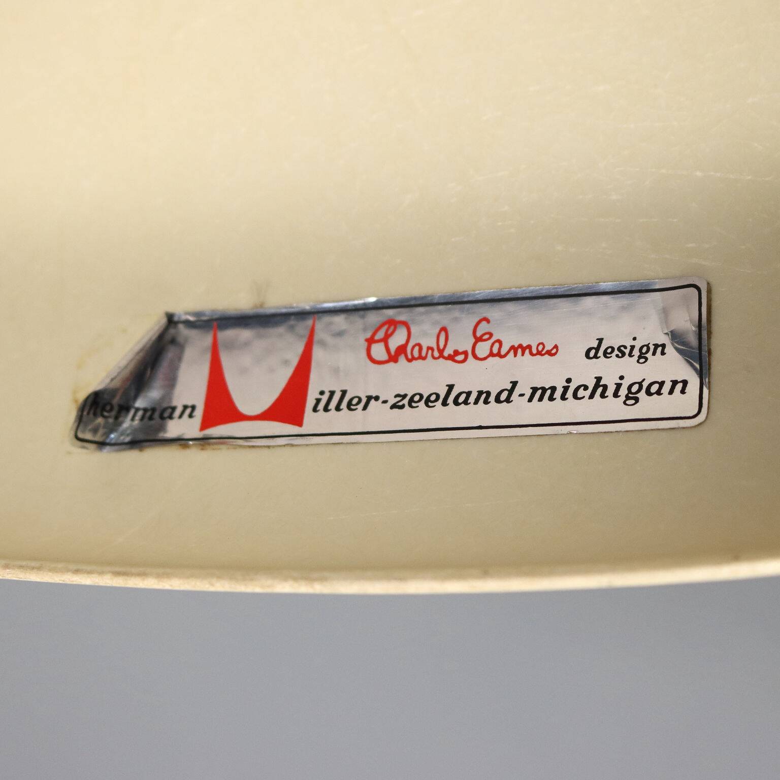 DSS chair by Charles & Ray Eames for Herman Miller - 1960s