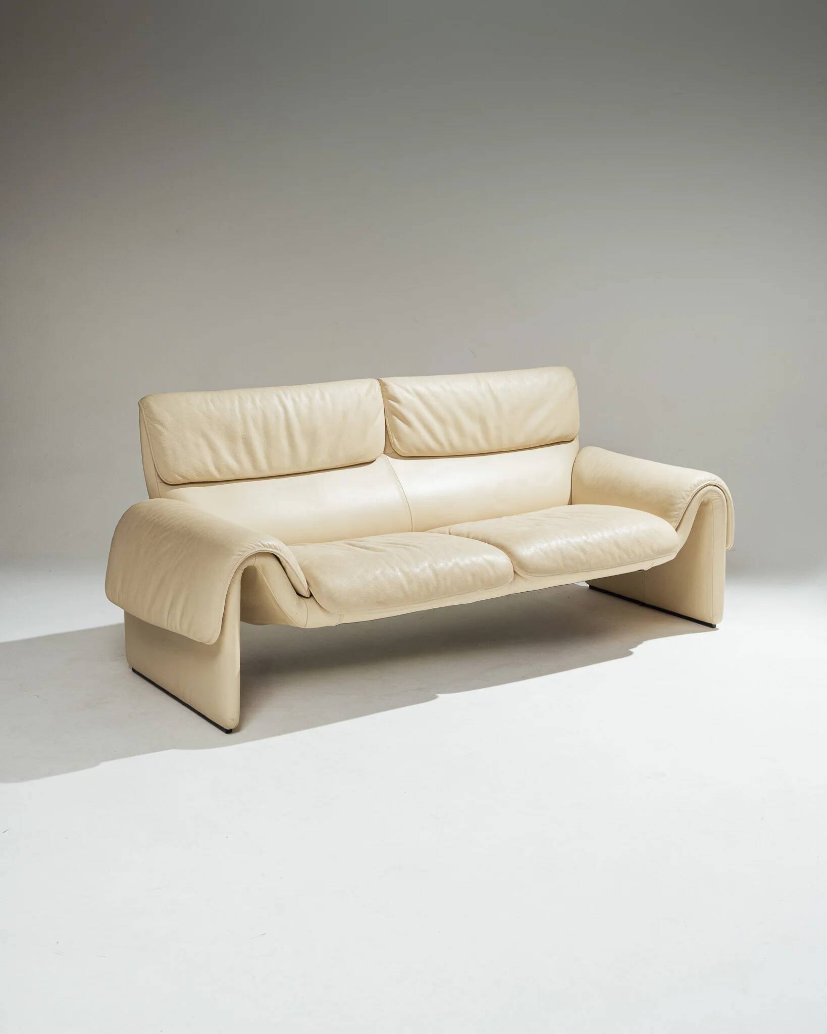 Leather sofa 'DS 2011', De Sede, 1980s