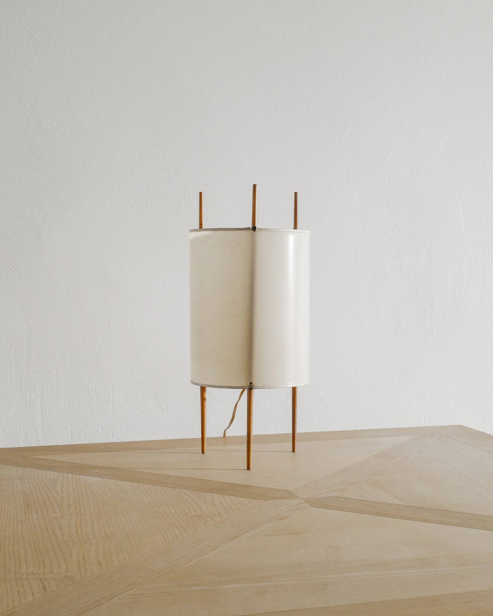 Vintage Mid Century "No 9" Desk Table Lamp by Isamu Noguchi, 1940s