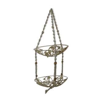 Macramé suspension and white metal metal trays creme